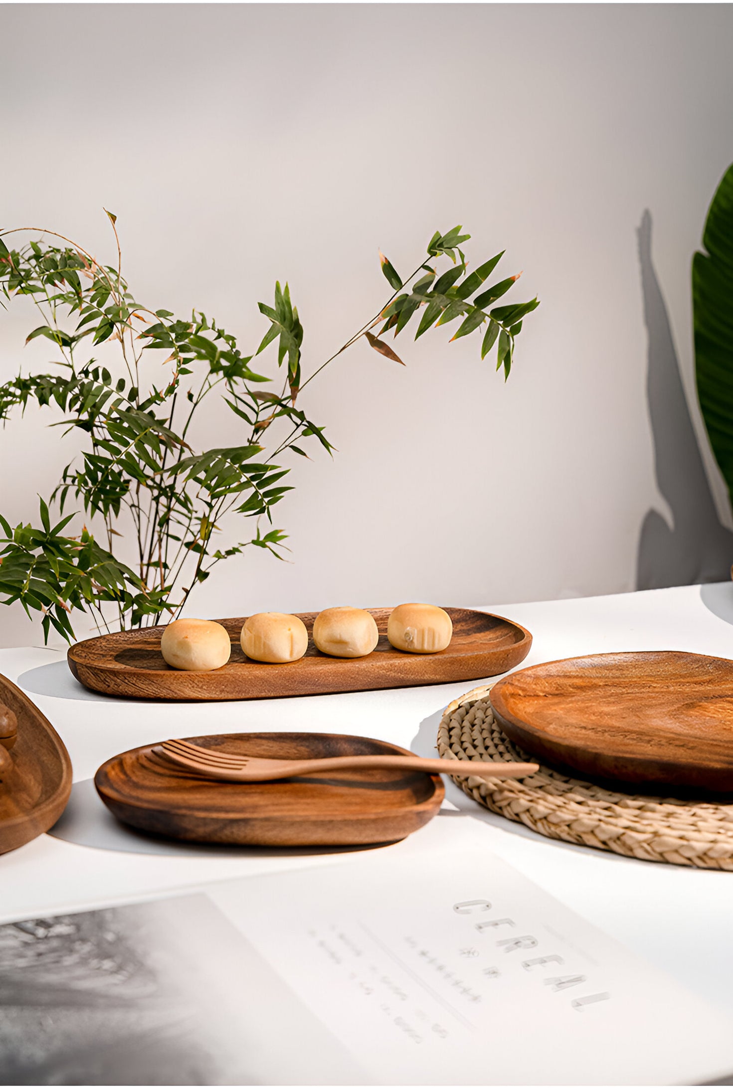 Wooden plate BEVORA