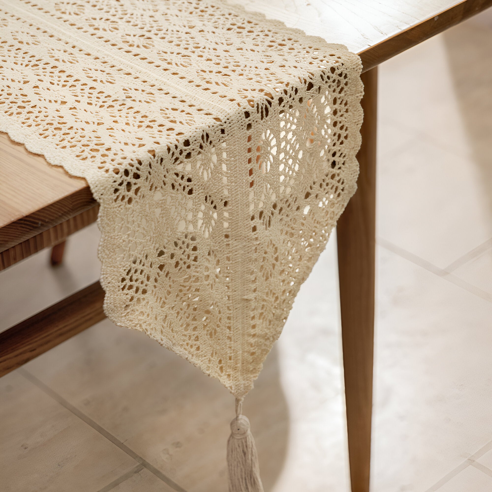 Vintage Tablecloth Arrow BEVORA