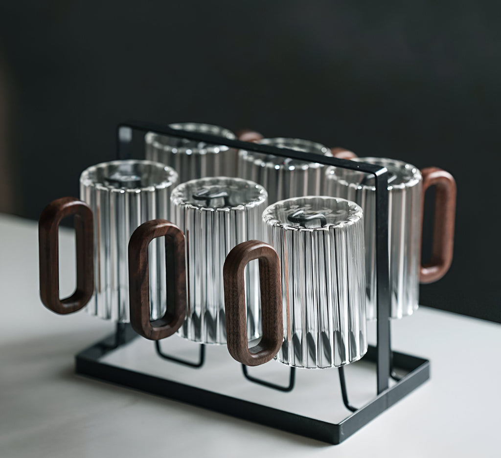 Faceted mug with a wooden handle M BEVORA