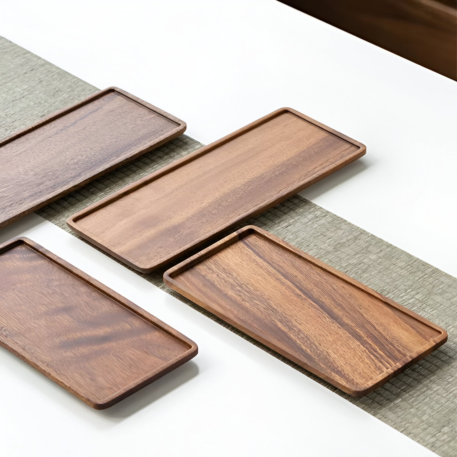 Wooden plate BEVORA