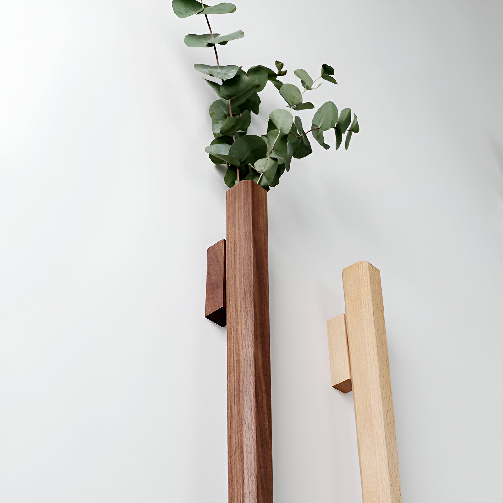 Wall-mounted wooden vase BEVORA