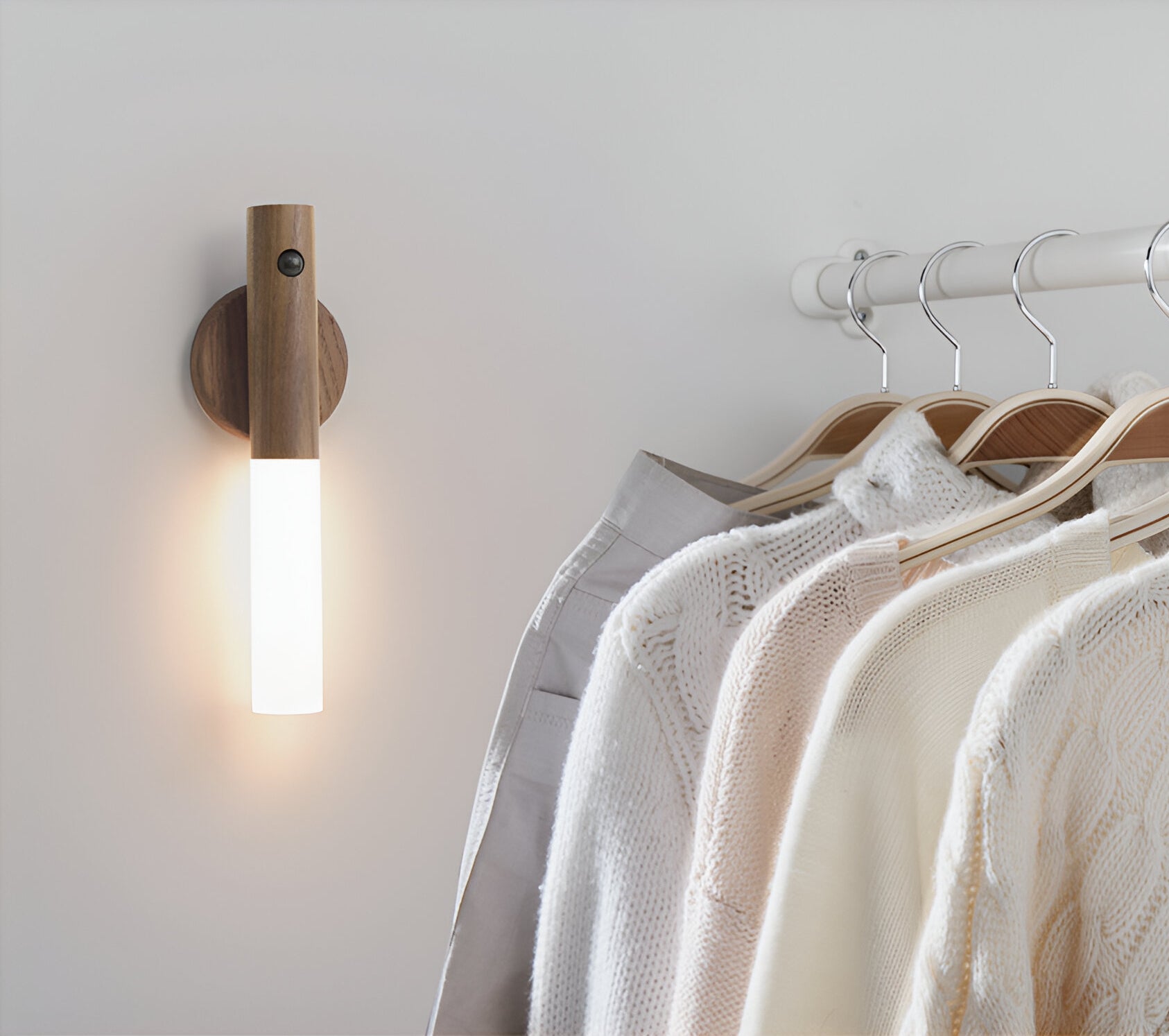 Magnetic Night Light BEVORA